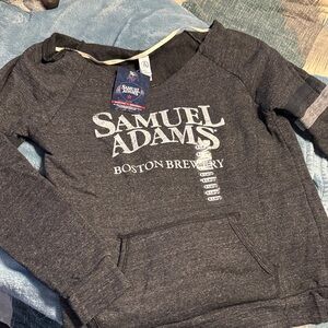 Women’s cut neck sweatshirt